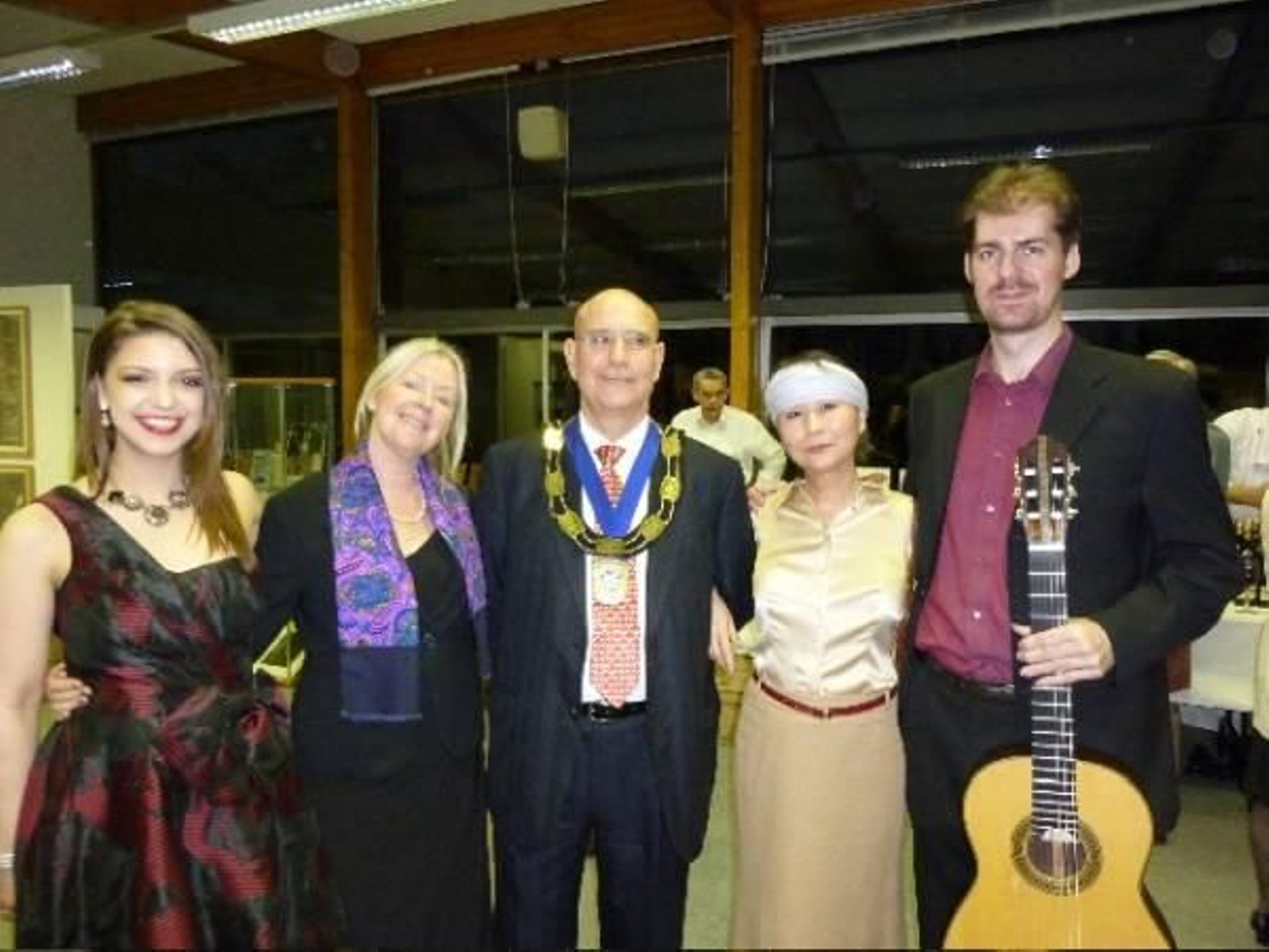 Un momento de la Fiesta de la Primavera en el consulado en Edimburgo.