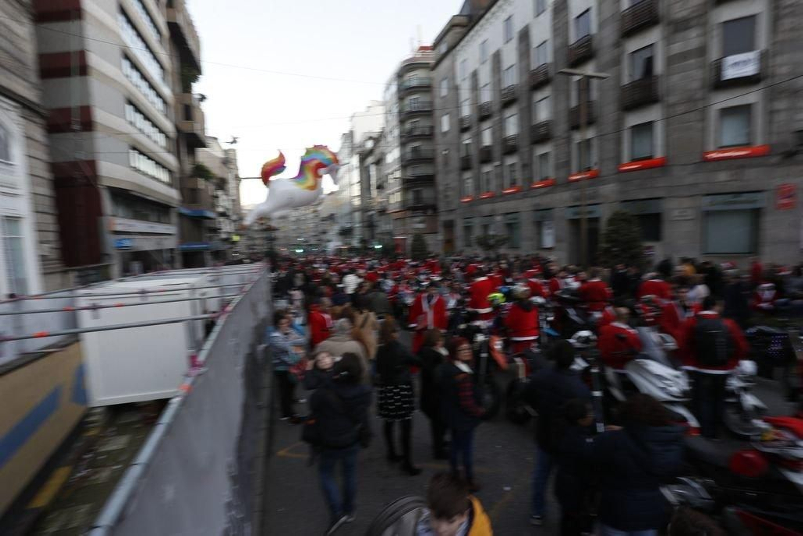 La papanoelada motera toma las calles de Vigo 43