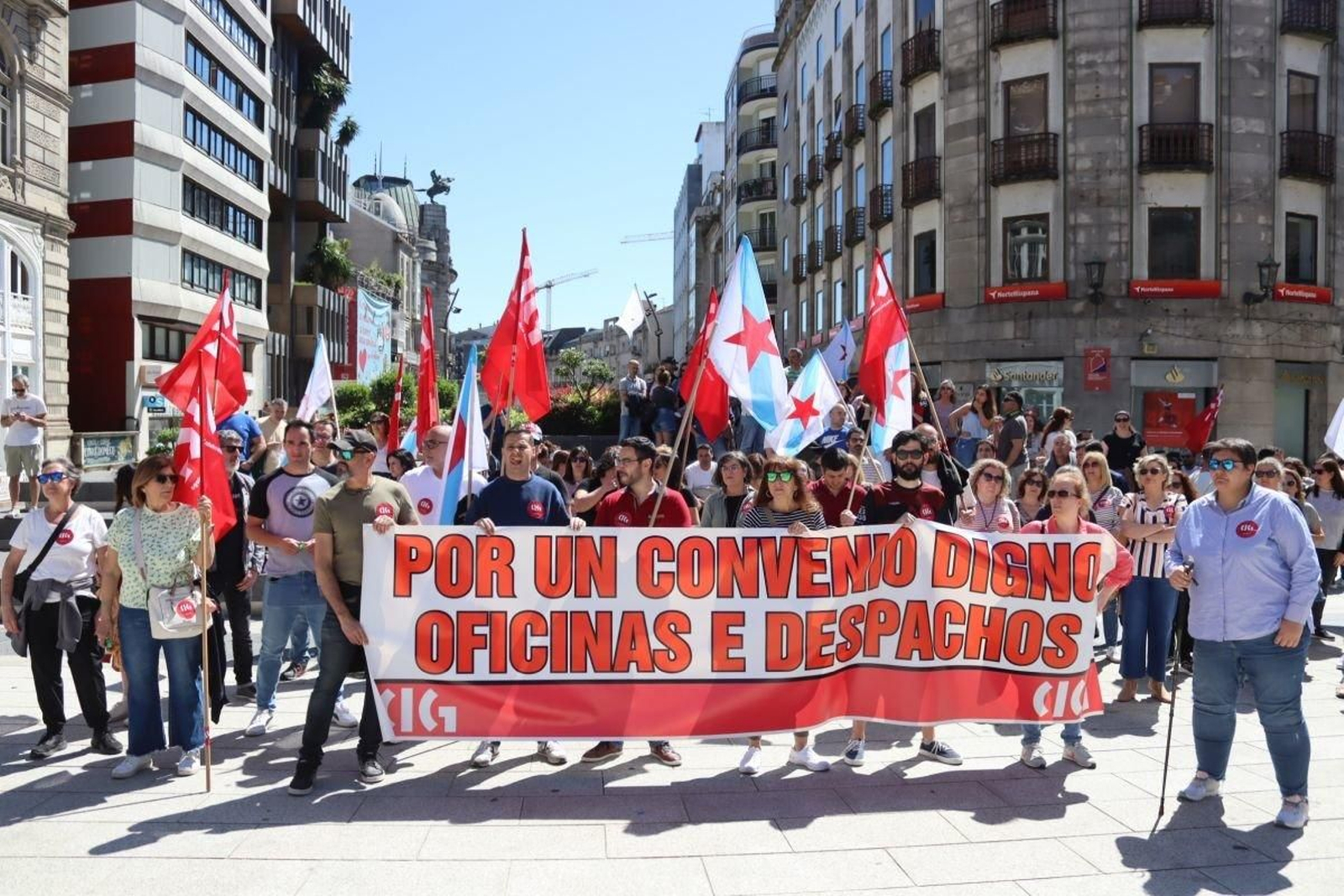 El convenio de oficinas y despachos de la provincia, que afecta a 13.000 trabajadores, está en plena negociación.