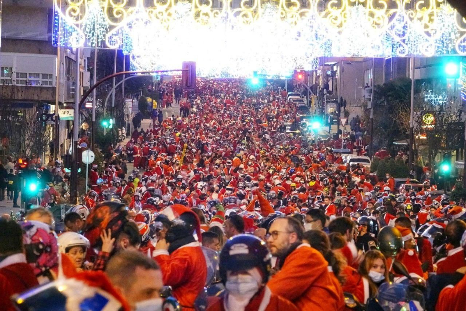 Papanoelada motera de Vigo.