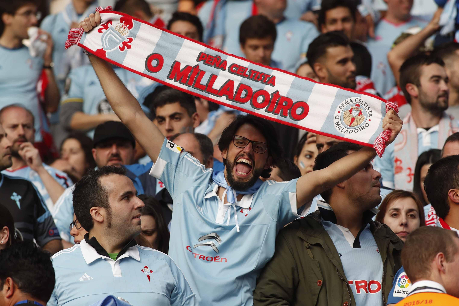 Las mejores imágenes del partido de vuelta entre Manchester United y Celta (1-1). // J.V. Landín