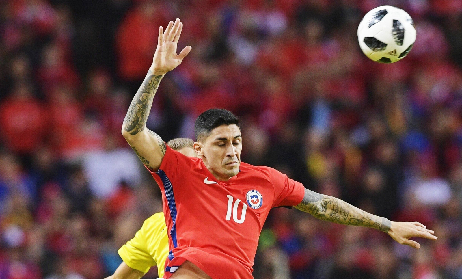 Pablo 'Tucu' Hernández, durante el encuentro de ayer con Chile.