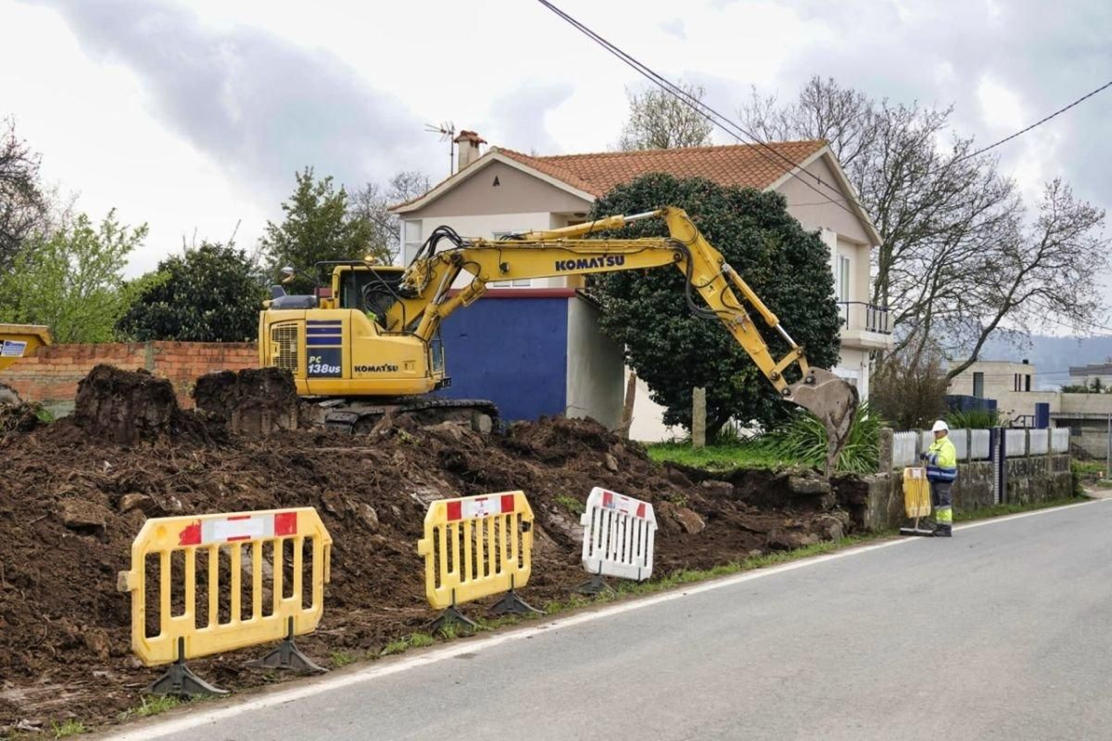 Obras de urbanización en Navia.