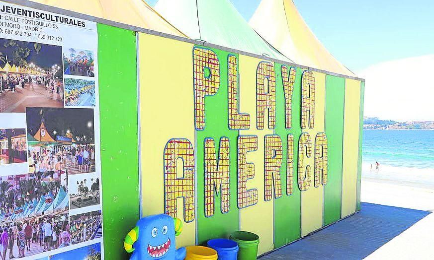 El Mercadillo lleva viniendo a Playa América en verano desde 2012