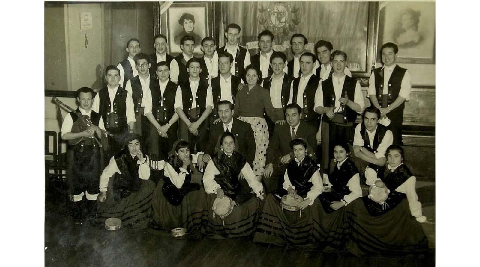 Un pedazo de Galicia en Lisboa: El conjunto coral y artístico Anaquiños da Terra fue creado en 1955