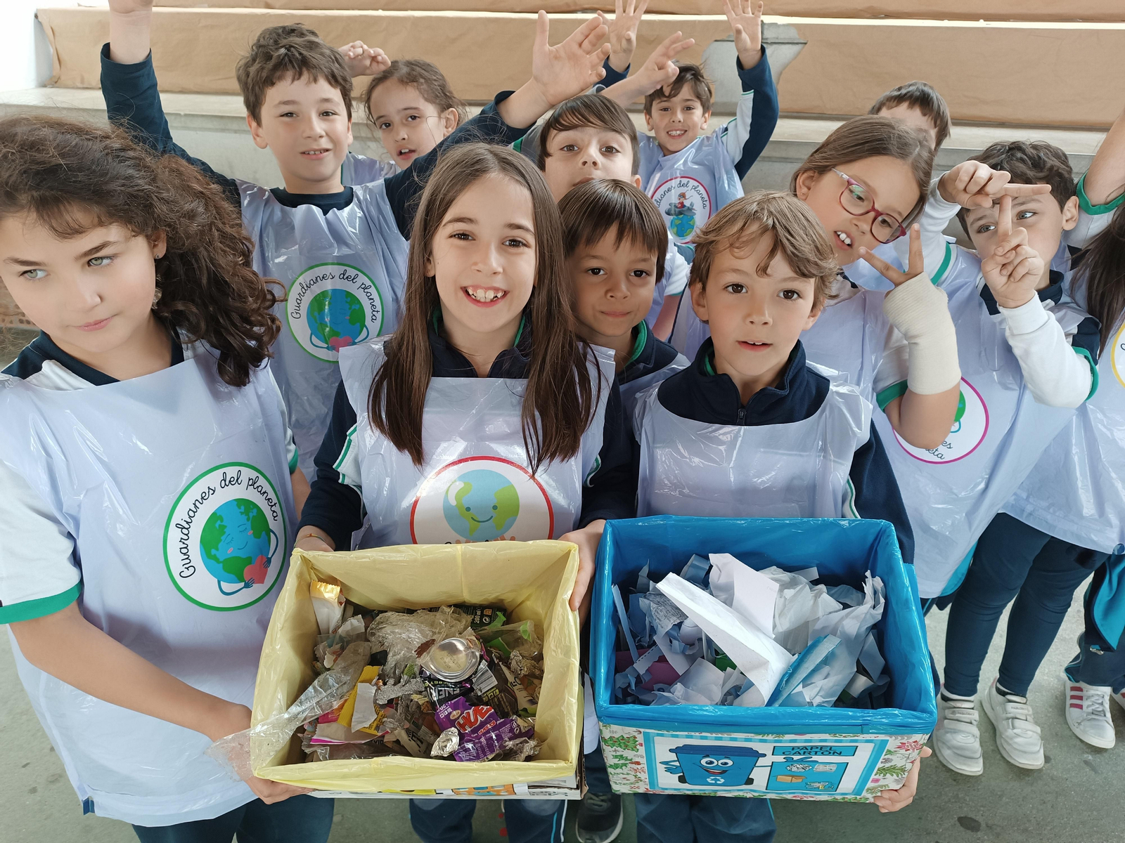 Alumnos del CPR San Miguel que participan en el programa de Vida Sostenible.