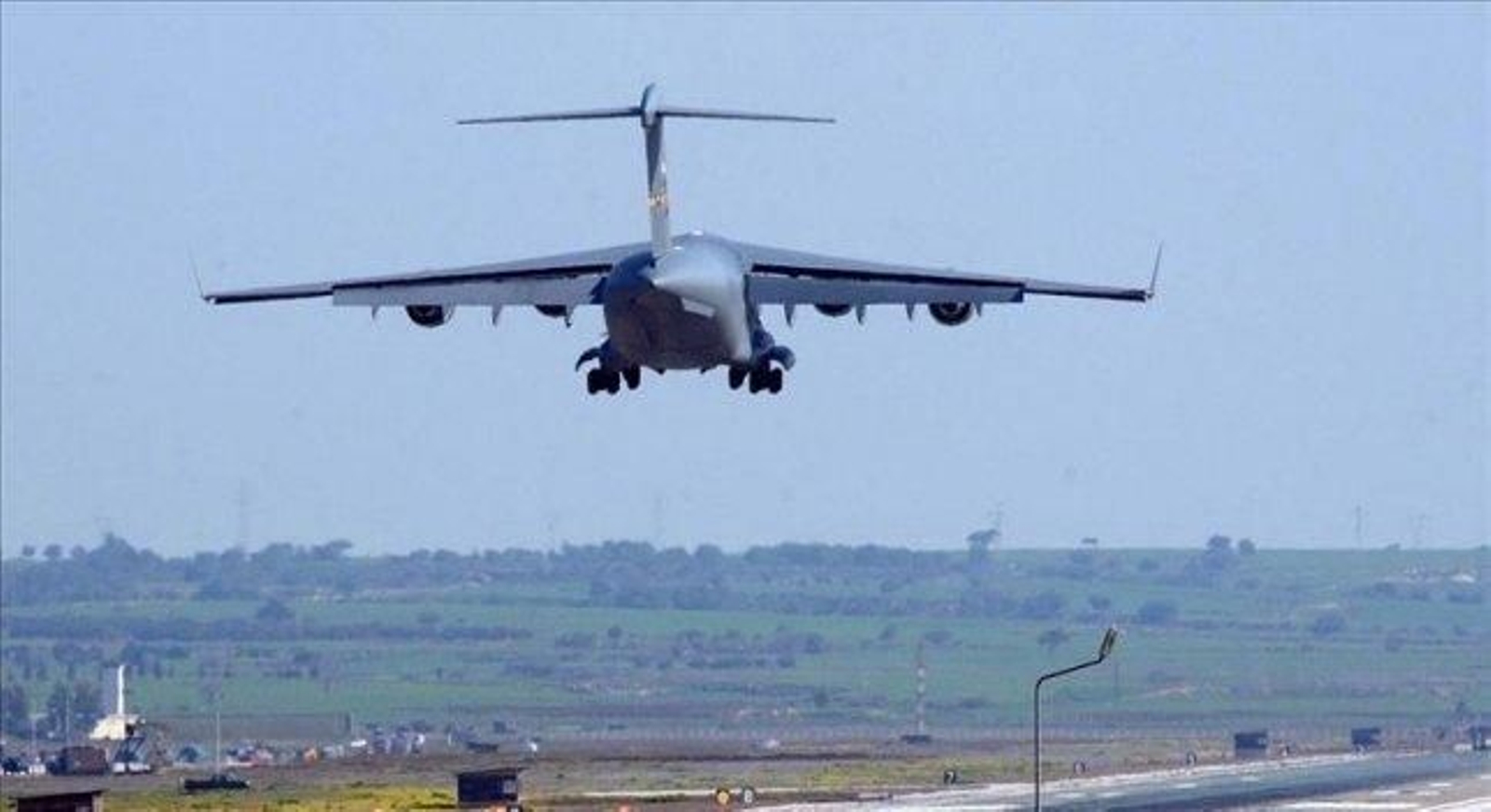 Imagen de archivo de un avión militar estadounidense en una base turca.