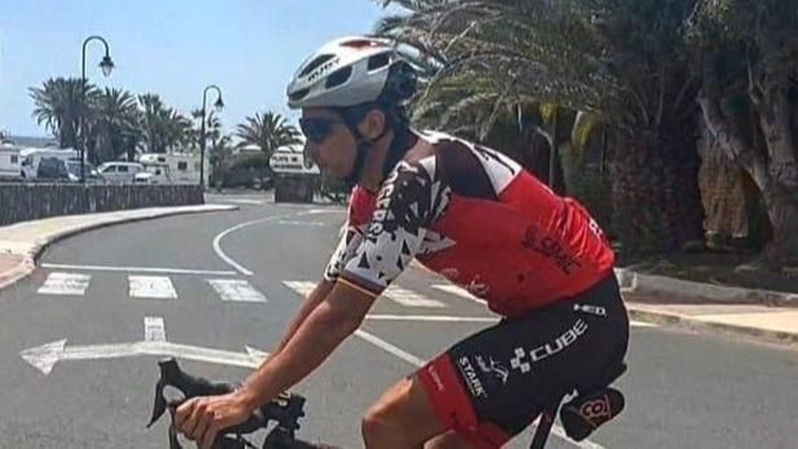 Iván Raña ejerce de padrino de la Arnoia Termal Sports.