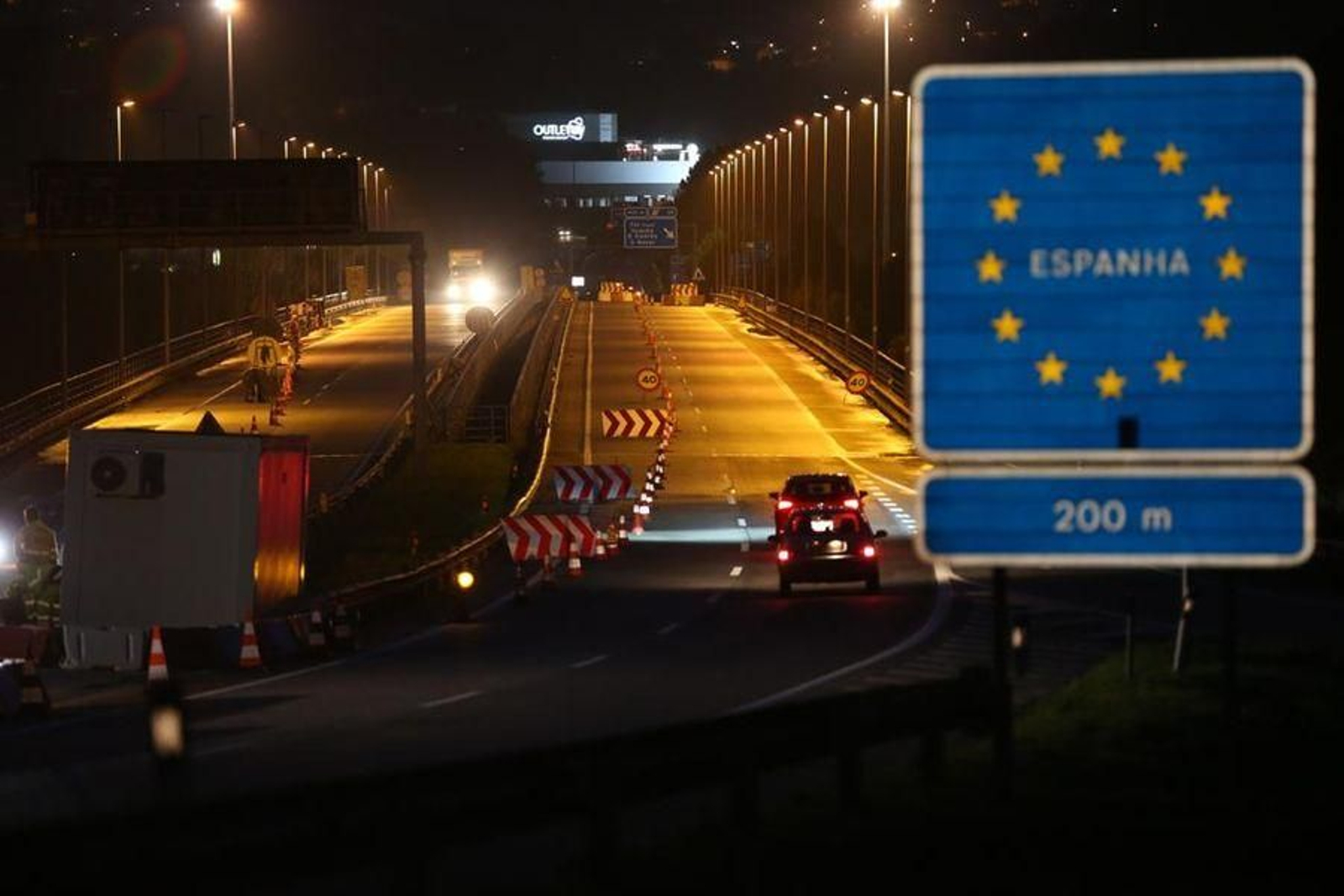 España y Portugal se preparan para el cierre de fronteras // Alberte