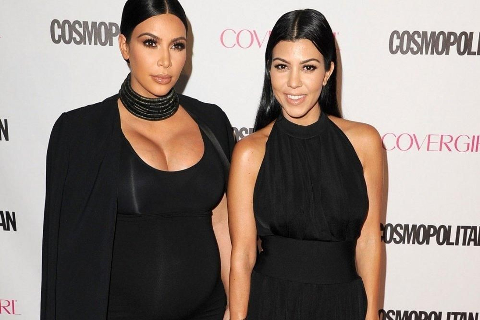 Kourtney y Kim Kardashian