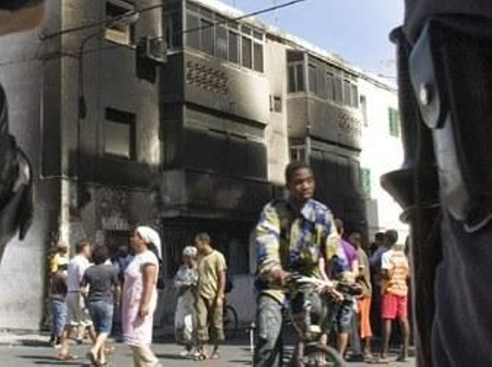 La muerte a puñaladas de un senegalés desata fuertes altercados en Roquetas de Mar (Foto: EFE)