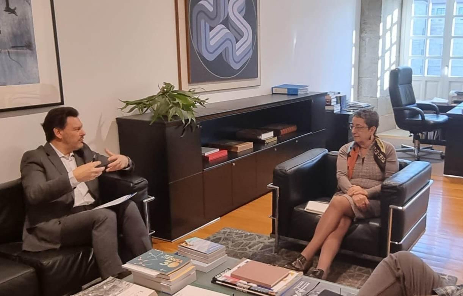 Antonio Rodríguez Miranda y Rosario Rosario Álvarez, durante la reunión celebrada en la sede del CCG