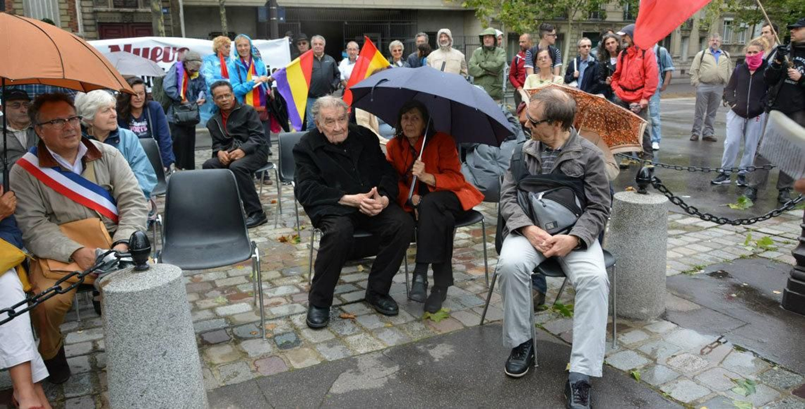 París rindió homenaje a los españoles integrantes de La Nueve, que liberaron París de la ocupación nazi. (Fotos: A. Rameaux)