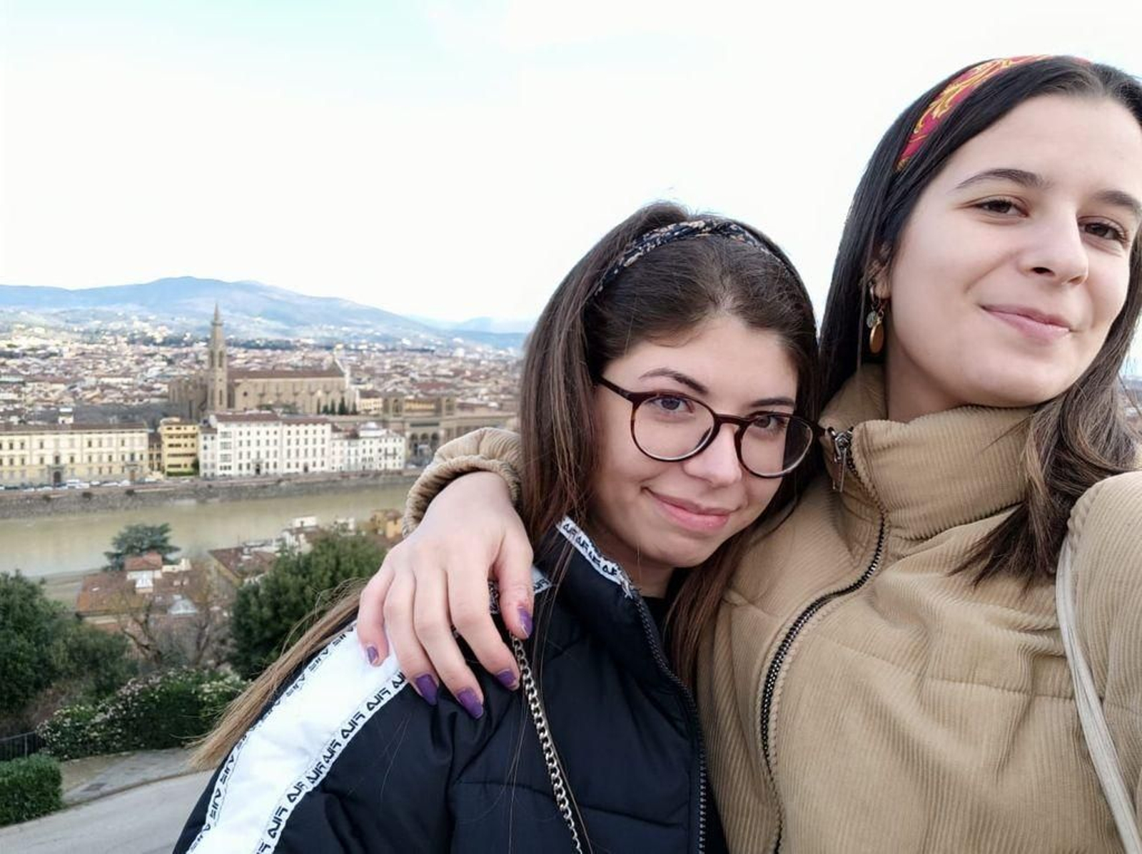 Las viguesas Laura Vázquez y Helena Piñeira, en Florencia, días antes del inicio del aislamiento preventivo.