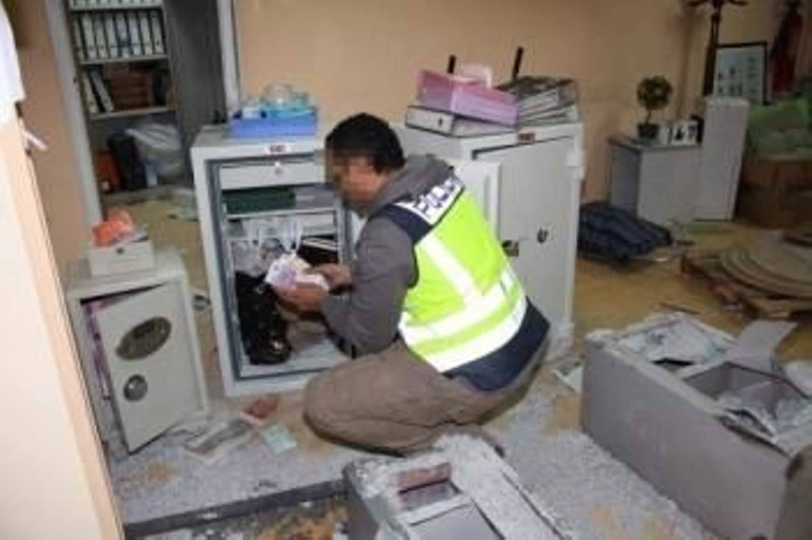 Registros de la Policía Nacional en el marco de la 'Operación Emperador'.