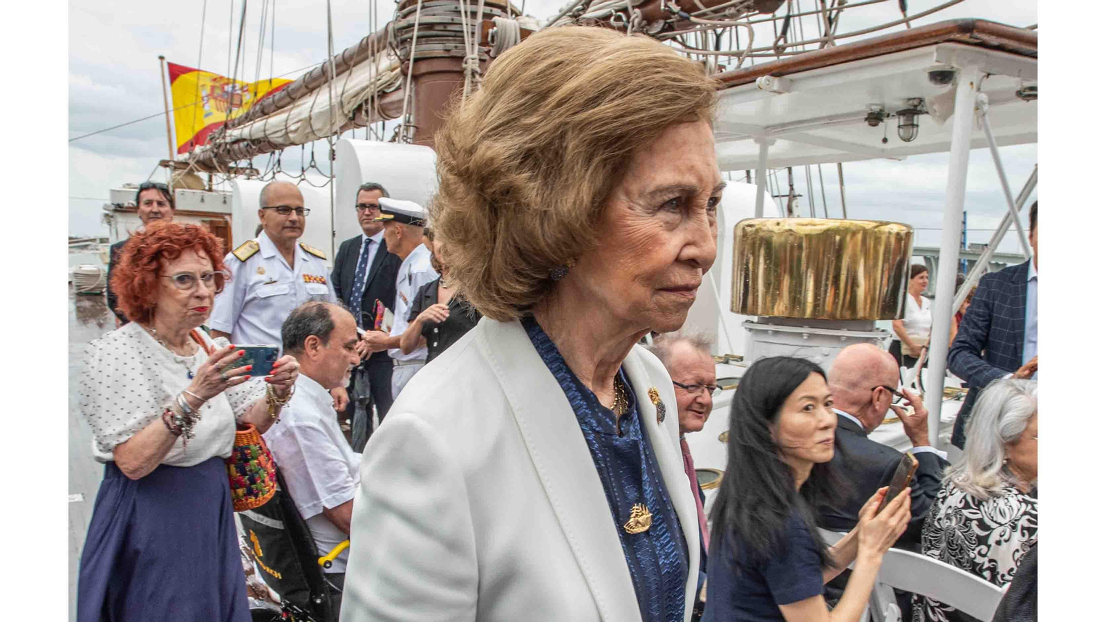 La reina Sofía de España en la presentación del Diccionario Biográfico Español digital electrónico (DB-e), en Bayfront Park, en Miami (Estados Unidos). EFE/ Giorgio Viera