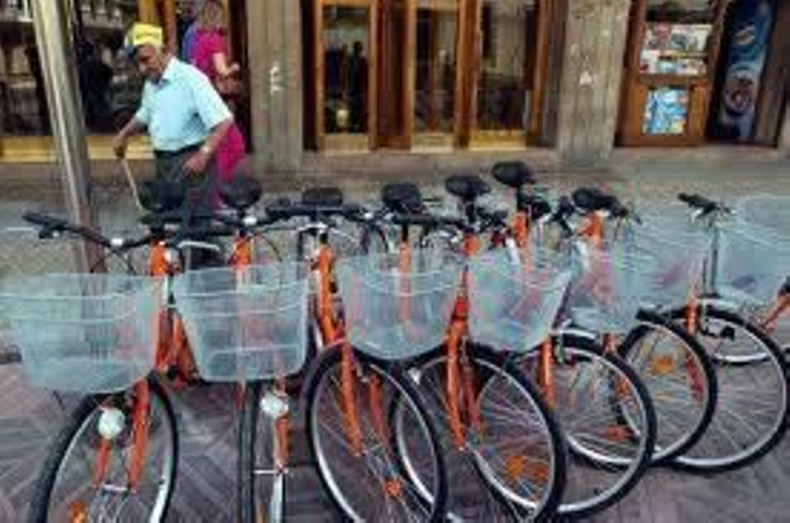 En la imagen, una zona de aparcamiento de bicicletas.