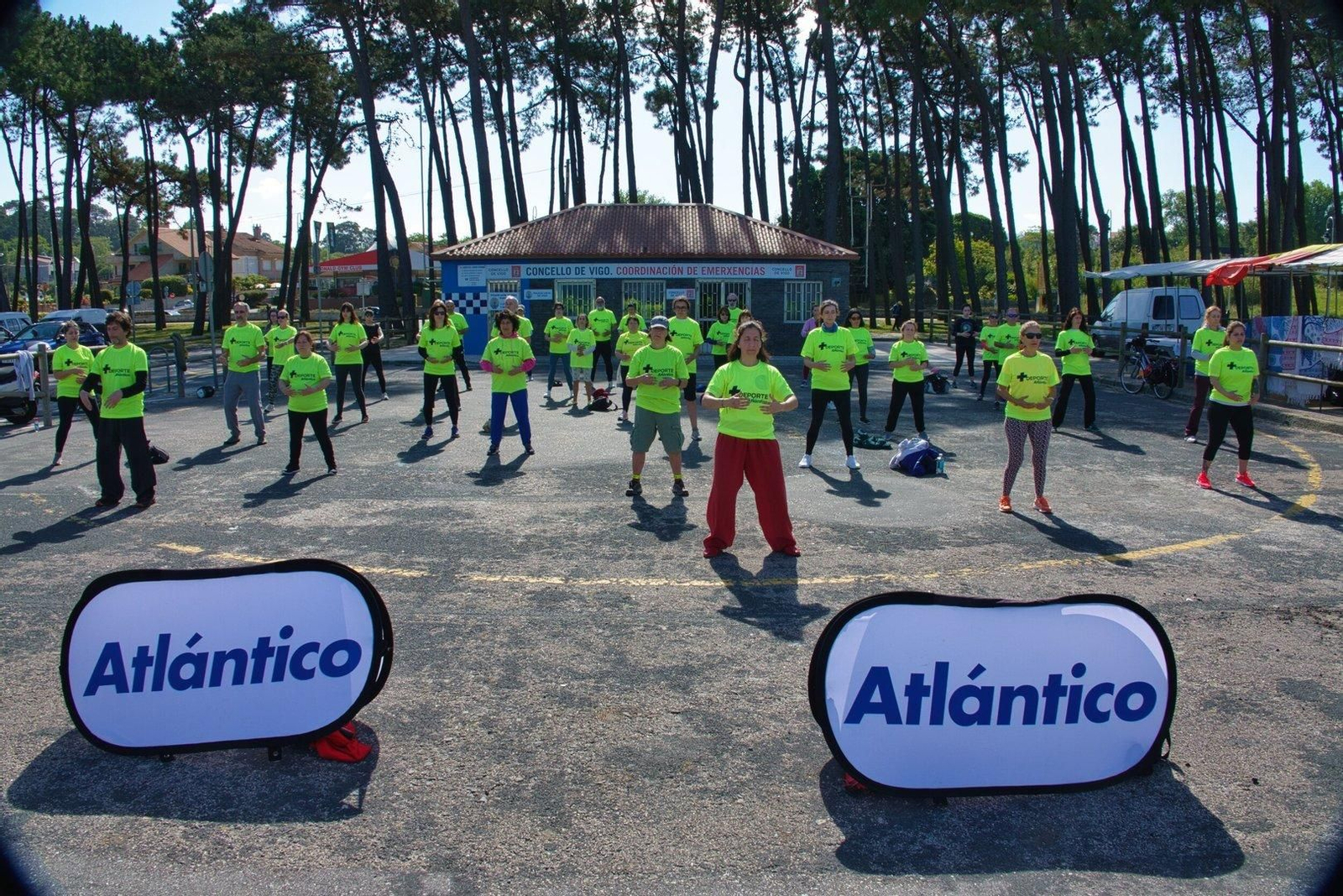 Sesión de taichí de +Deporte Atlántico en Samil.