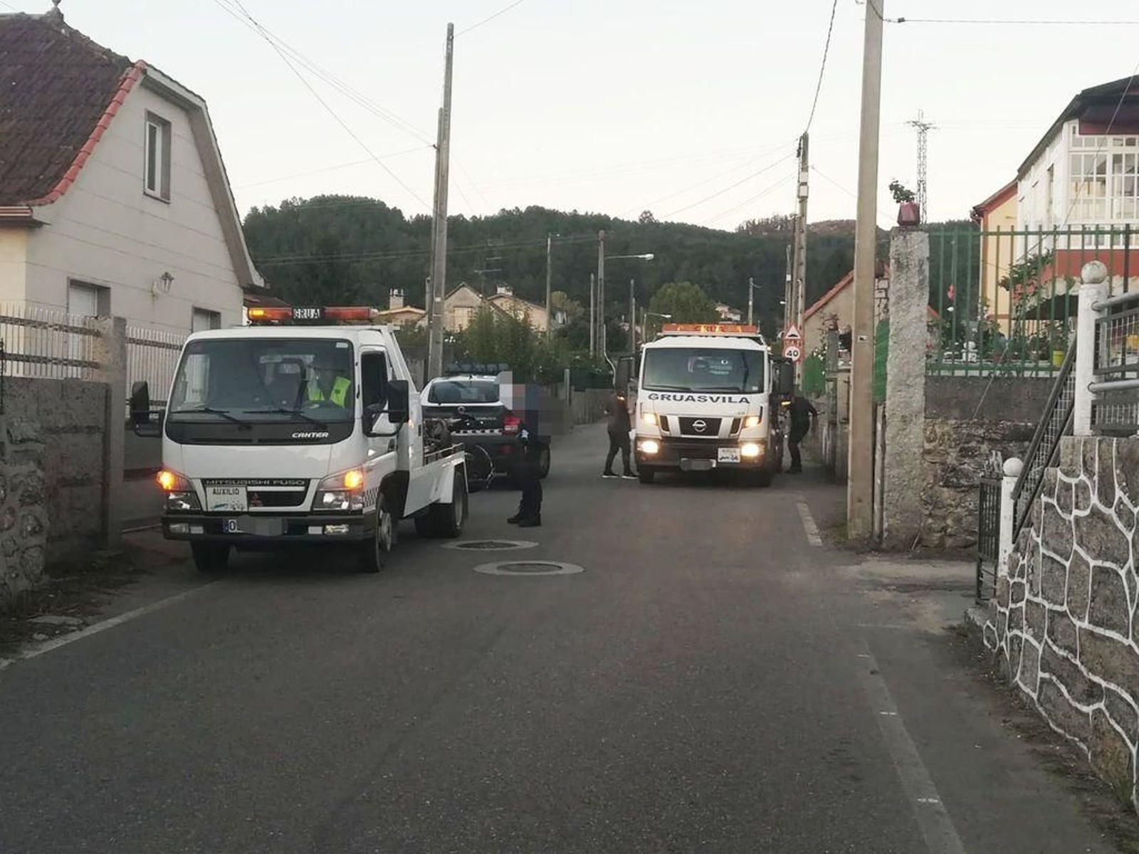 Efectivos de intervención, en la zona del accidente.
