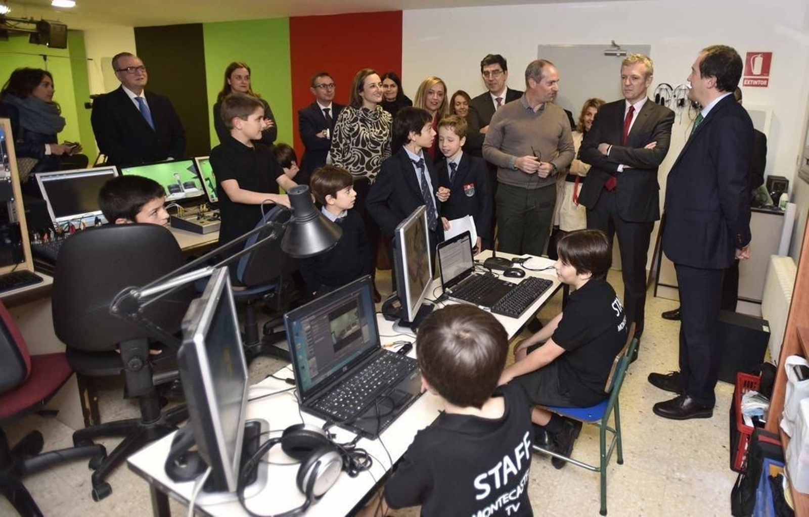 Montecastelo inaugura su radio y tele