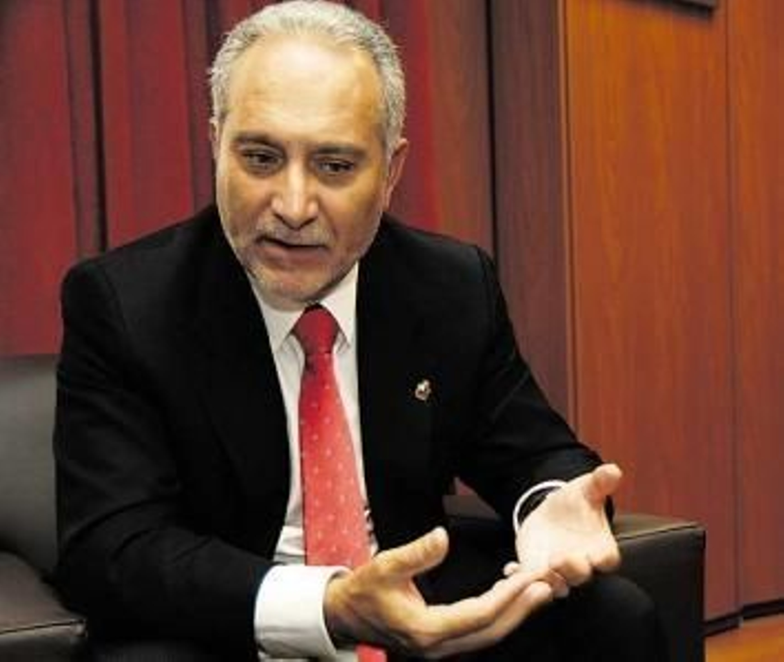 Esteban Parro, alcalde de Móstoles.