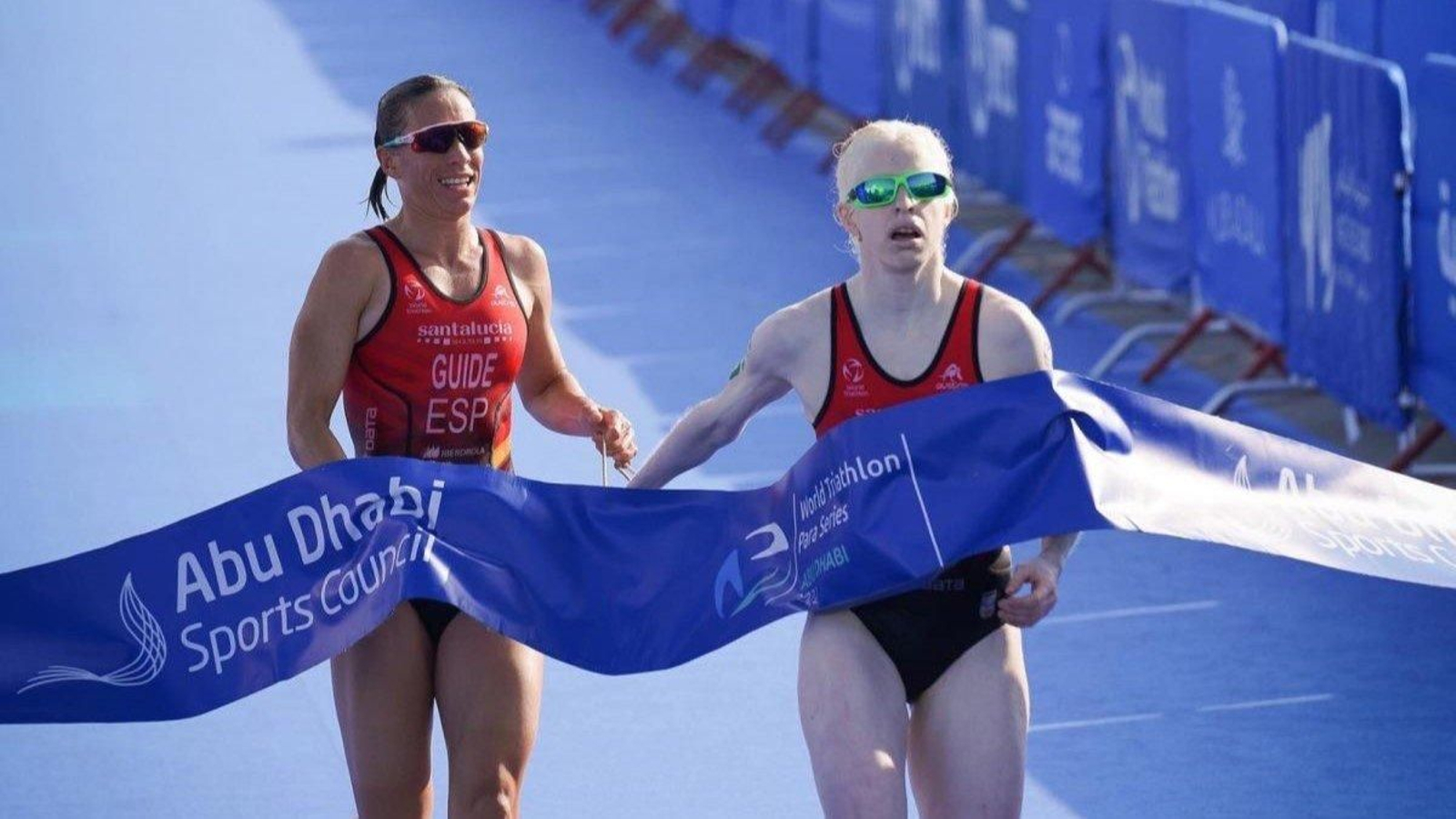 Susana Rodríguez Gacio (d) compite en la categoría PTVI.