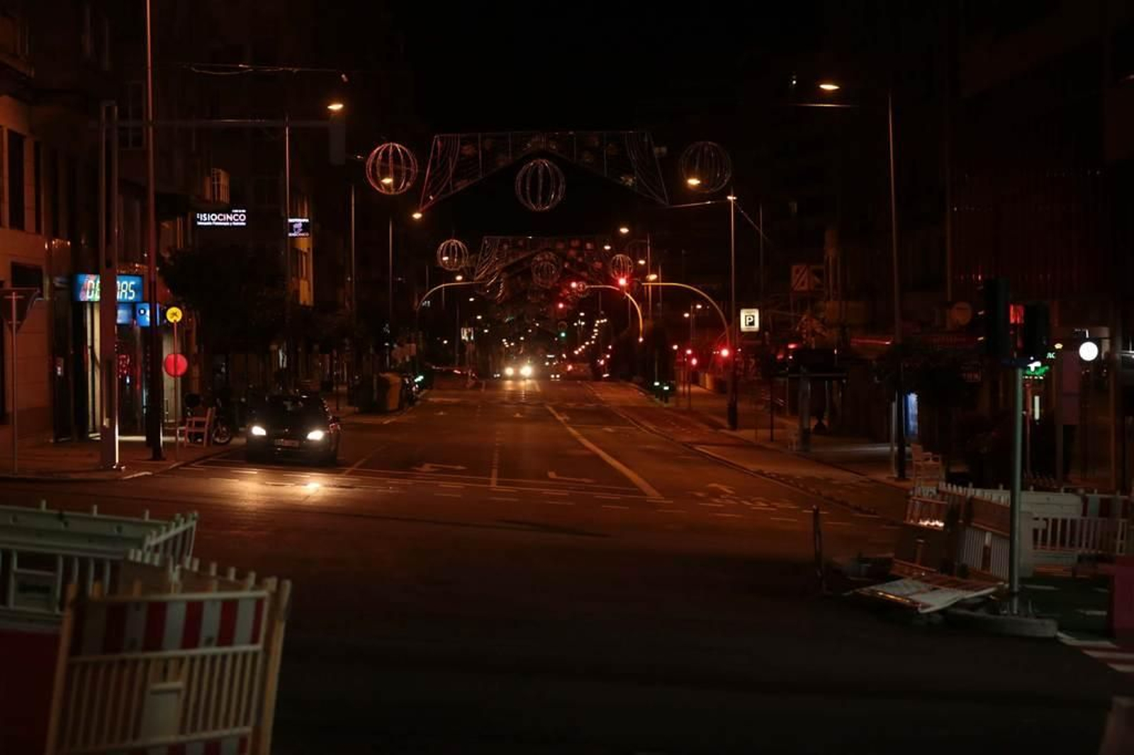 El confinamiento nocturno vacía Vigo 11