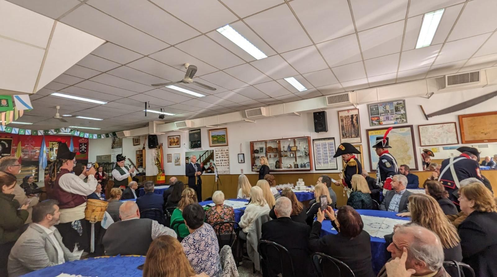 Imagen de la celebración del 100º Aniversario de la Asociación Civil Hijos del Ayuntamiento de Zas en Buenos Aires