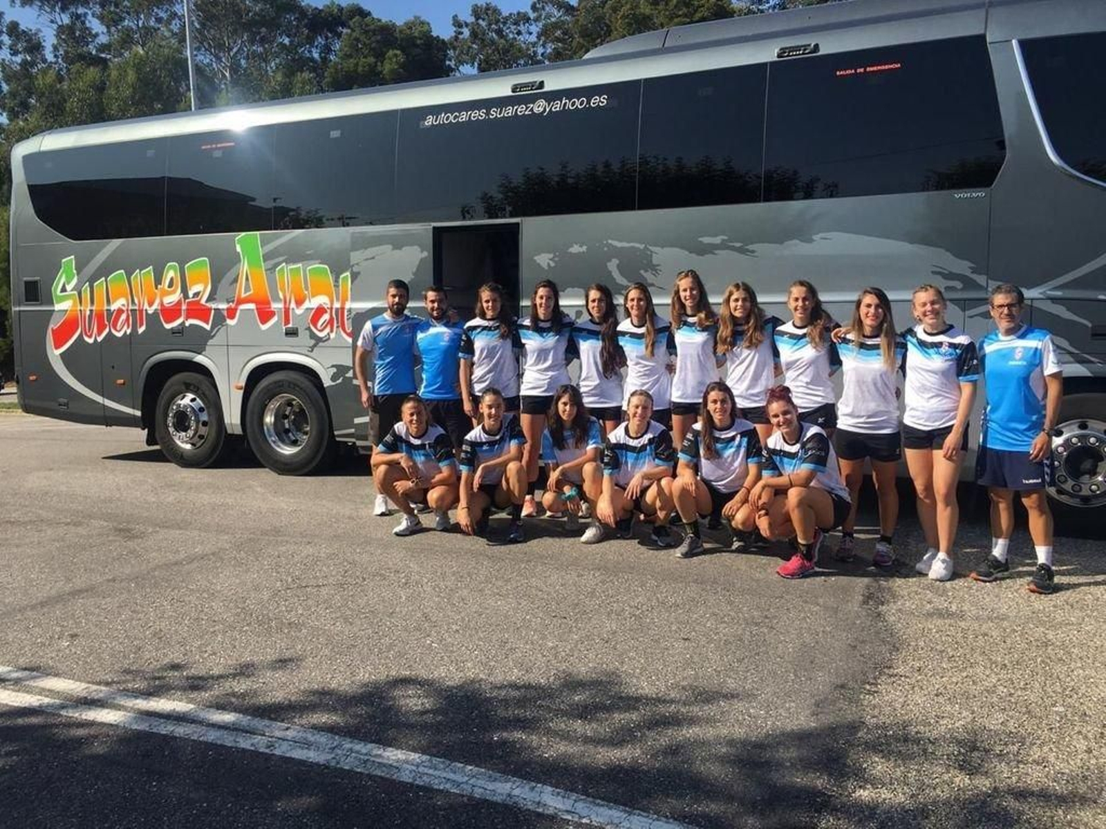 Salida del Mecalia Atlético Guardés hacia San Sebastián.