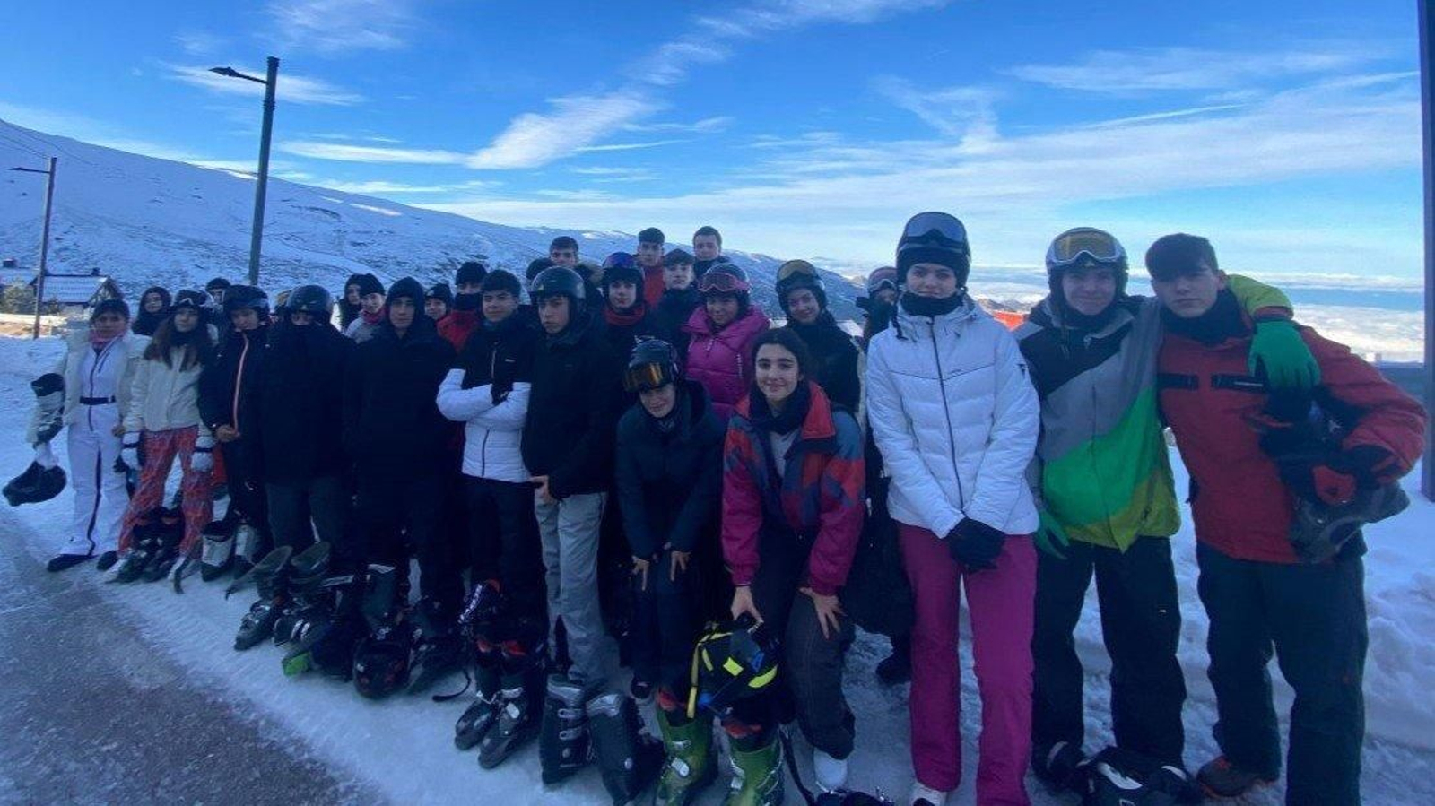 Los alumnos de los tres cursos de Educación Secundaria Obligatoria del IES Santa Irene.