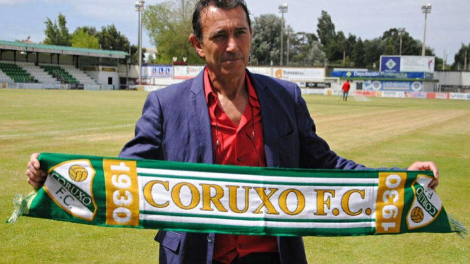 Javier Maté trabaja hoy por hoy en el Coruxo.