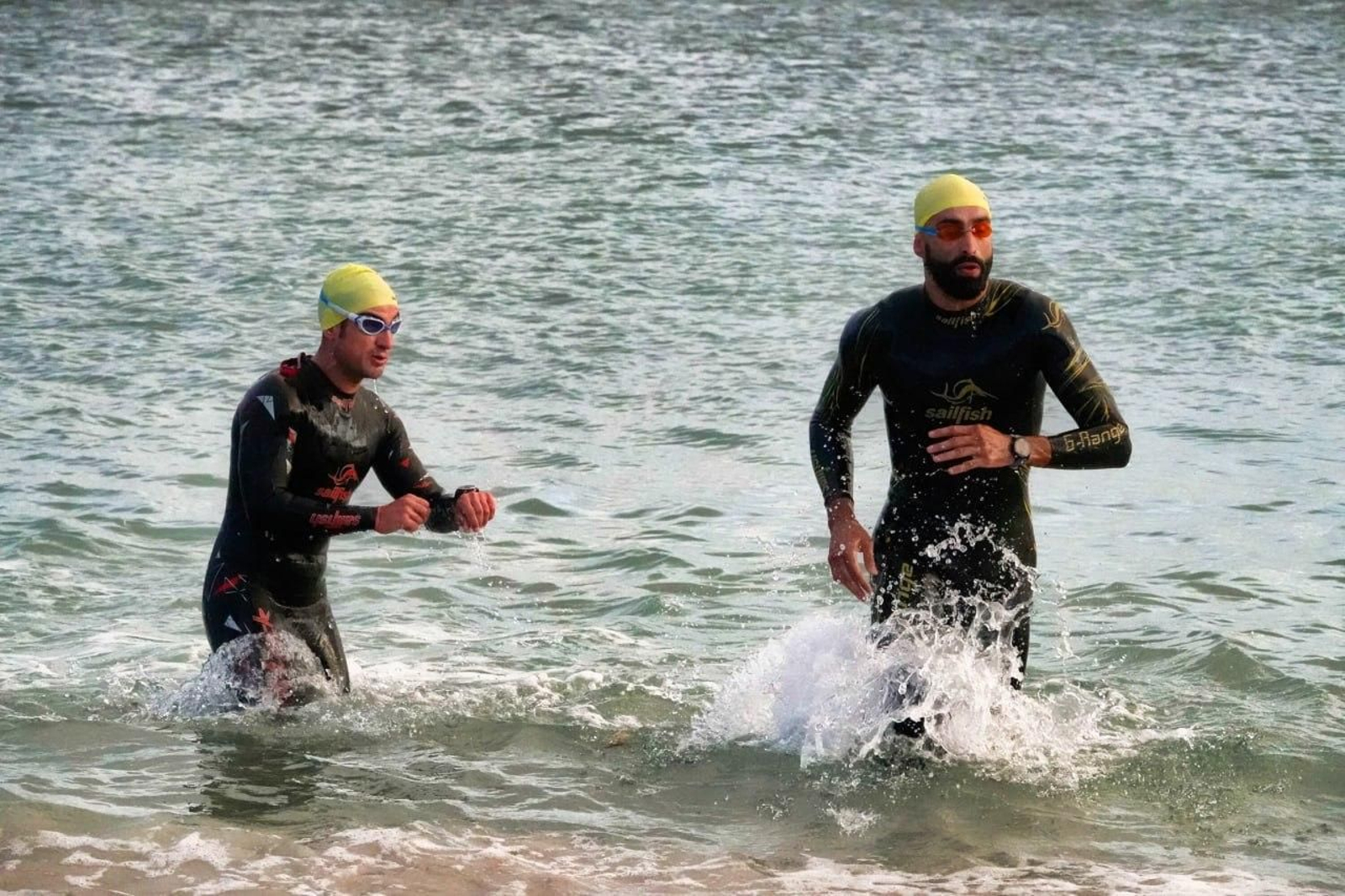 Triatlón Desafío Islas Cíes. // Vicente Alonso