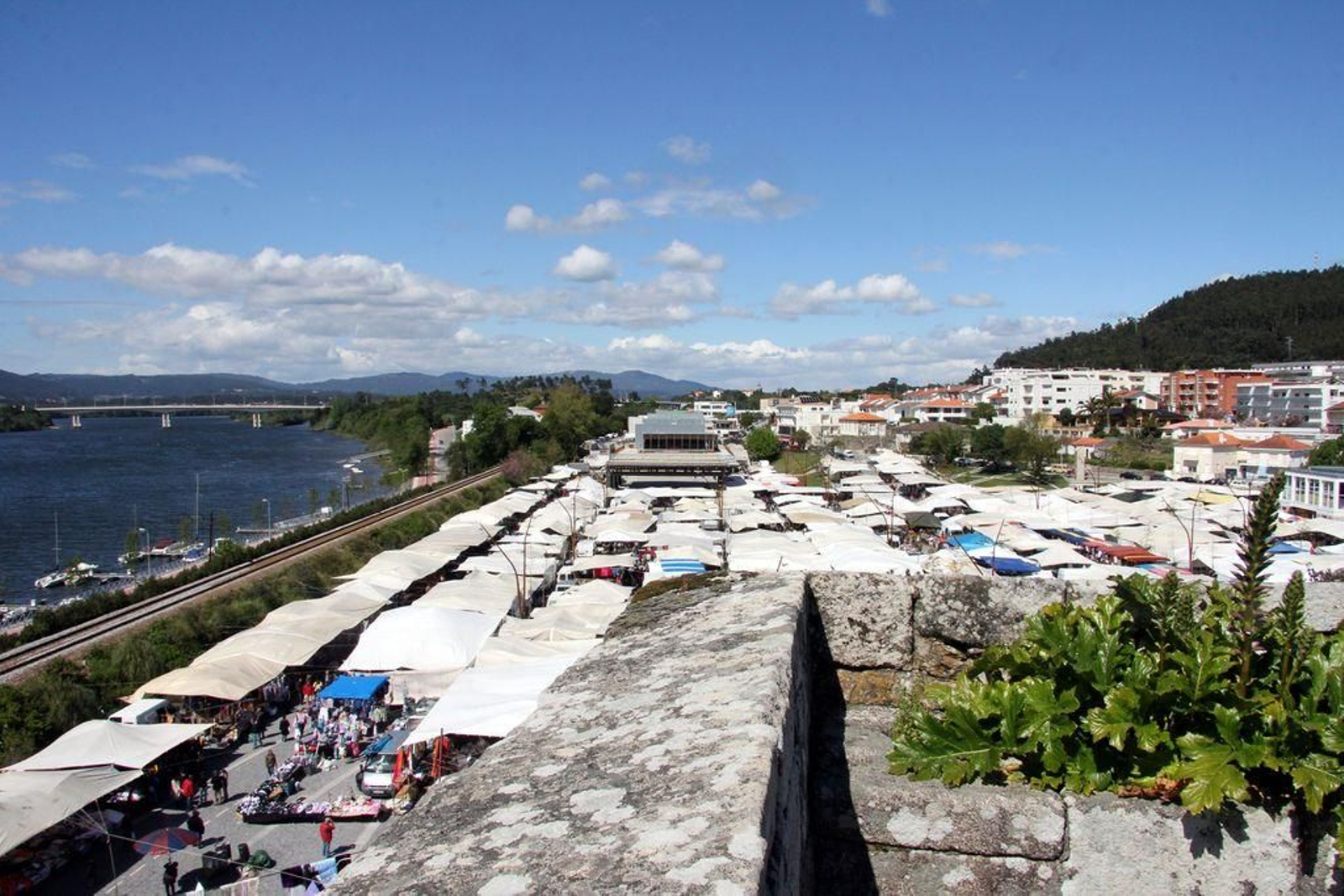 La feria de Vila Nova de Cerveira es una de las afectadas por la medida y no se celebrará este sábado.