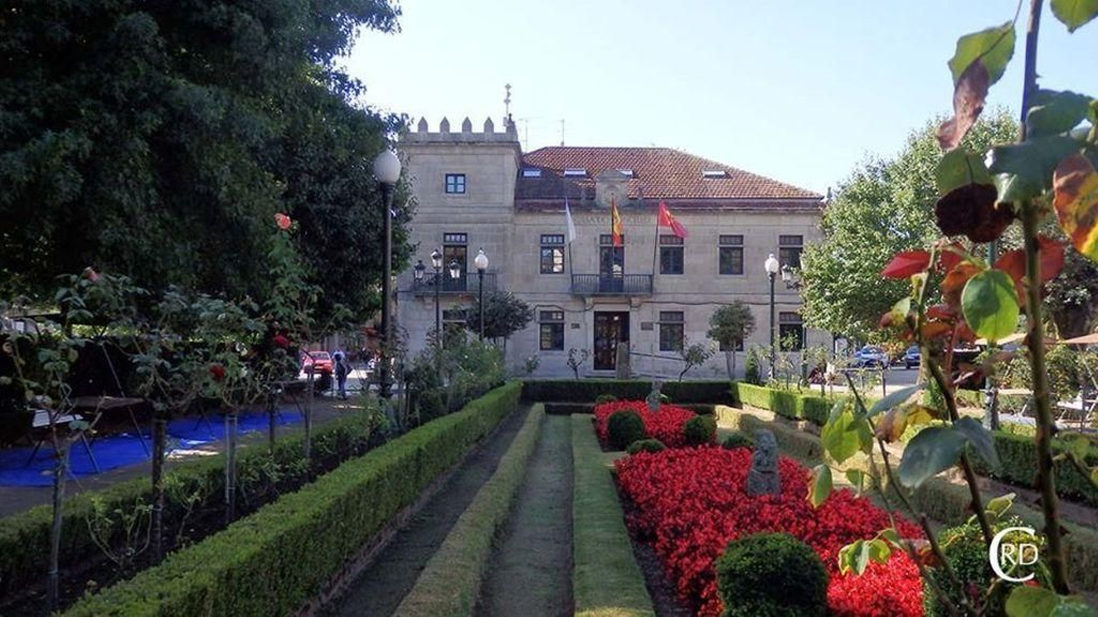 Los edificios institucionales, como el Ayuntamiento, se cubrirán de mariposas.