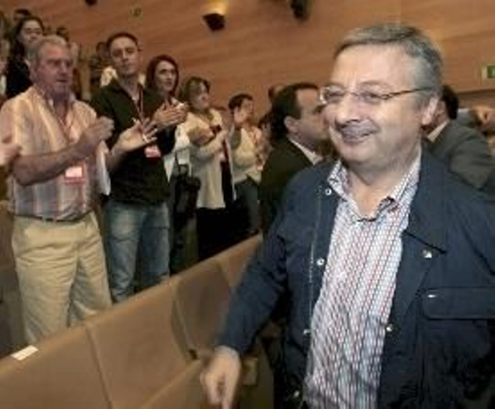 El vicesecretario general del PSOE, José Blanco durante la inauguración del XII Congreso Regional del PSOE de La Rioja (Foto: EFE)