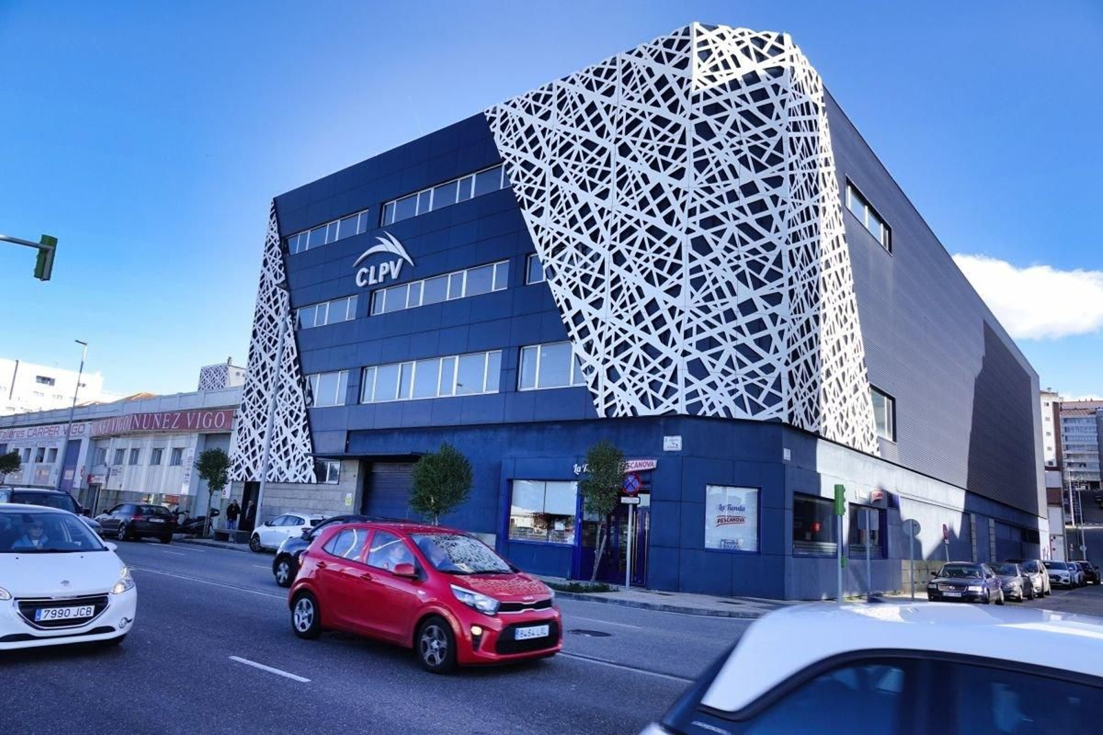 La sede central de CLPV, de oficinas y frigoríficos, en Beiramar y Jacinto Benavente.