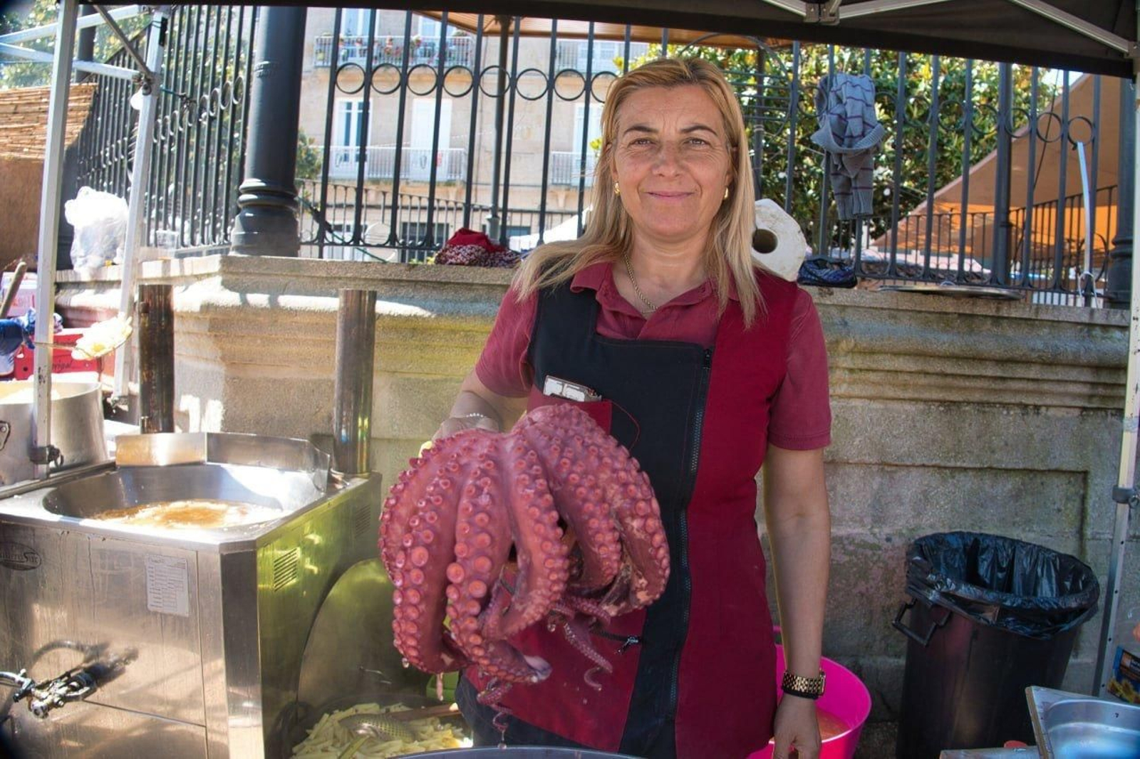 Un puesto con pulpo.