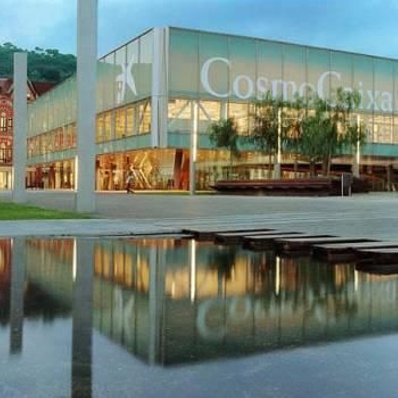 Imagen exterior de Cosmocaixa