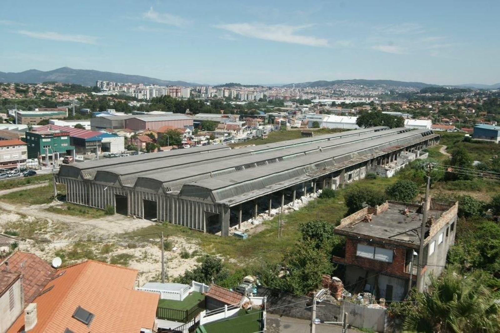 La antigua factoría de Moahsa, en Coruxo