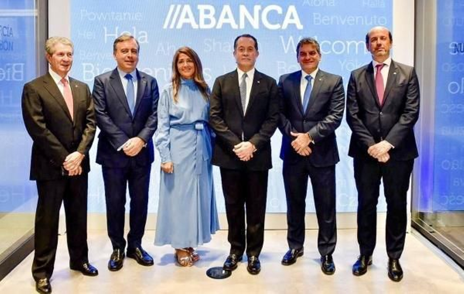 Juan Carlos Escotet en la apertura de la oficina de Miami