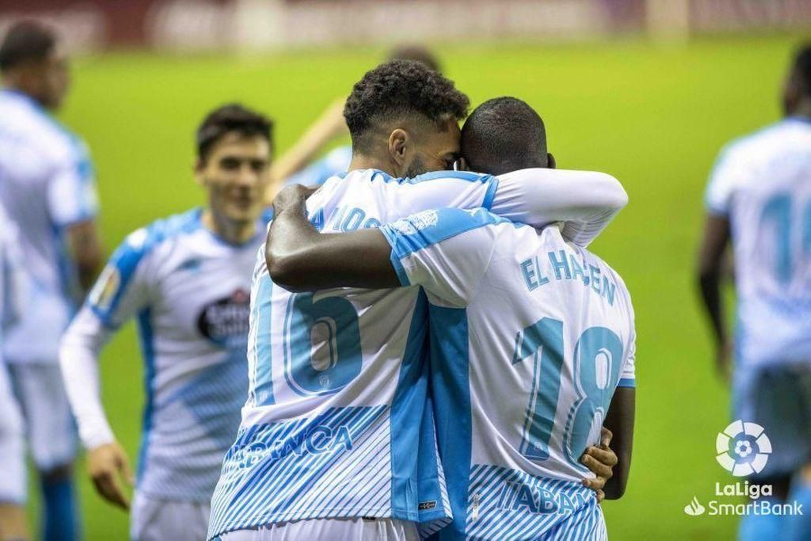 El Lugo festeja uno de sus goles.