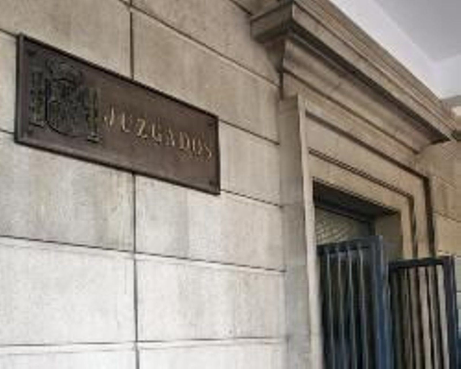 La juez decreta prisión sin fianza para los psiquiatras detenidos por falsear informes para abortos