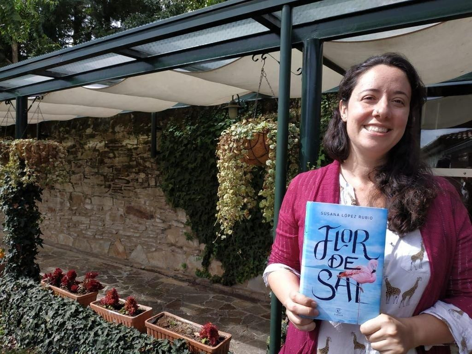 Susana López Rubio presentó su segunda novela, “Flor de sal”.