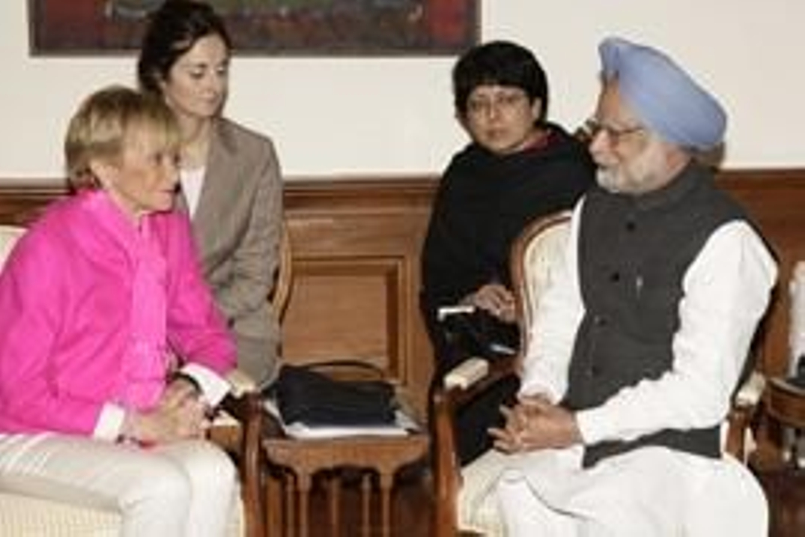 De la Vega, durante la reunión con el primer ministro de India, Mammohan Singh.
