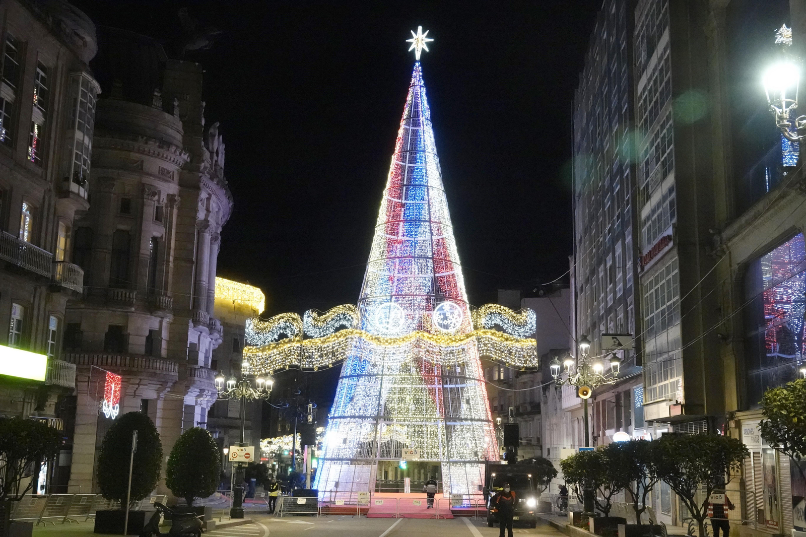 Encendido de las luces de la Navidad en Vigo // Vicente