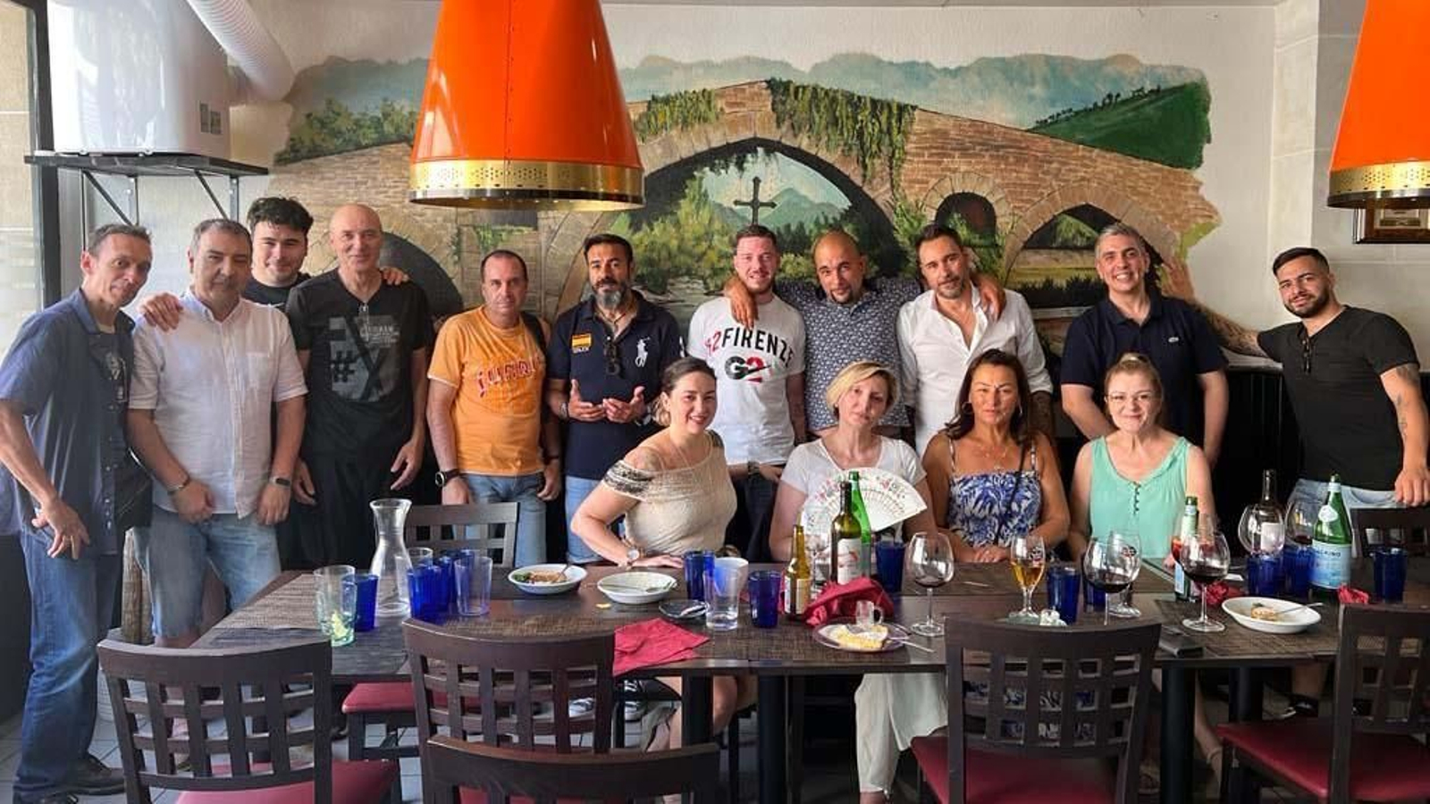 Suiza Ginebra quedada web