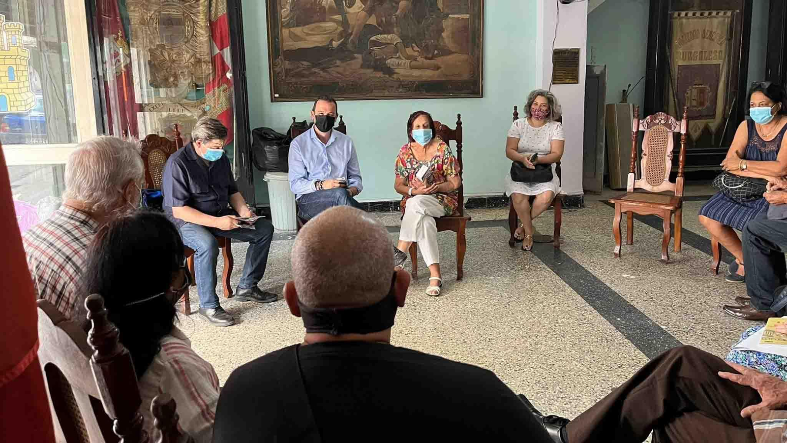Reunión en la Casa de Castilla y León de la Habana