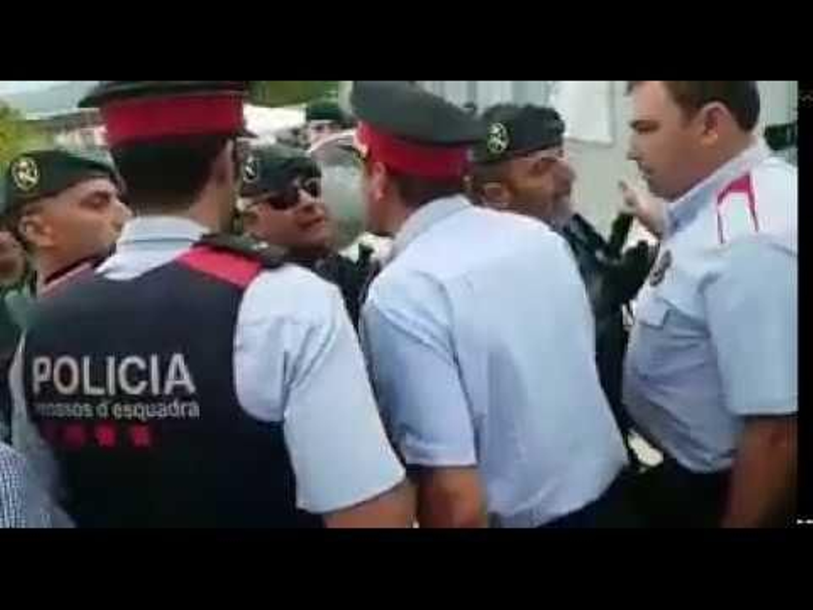 Crece la tensión en Cataluña y Guardia Civil y Mossos se encaran