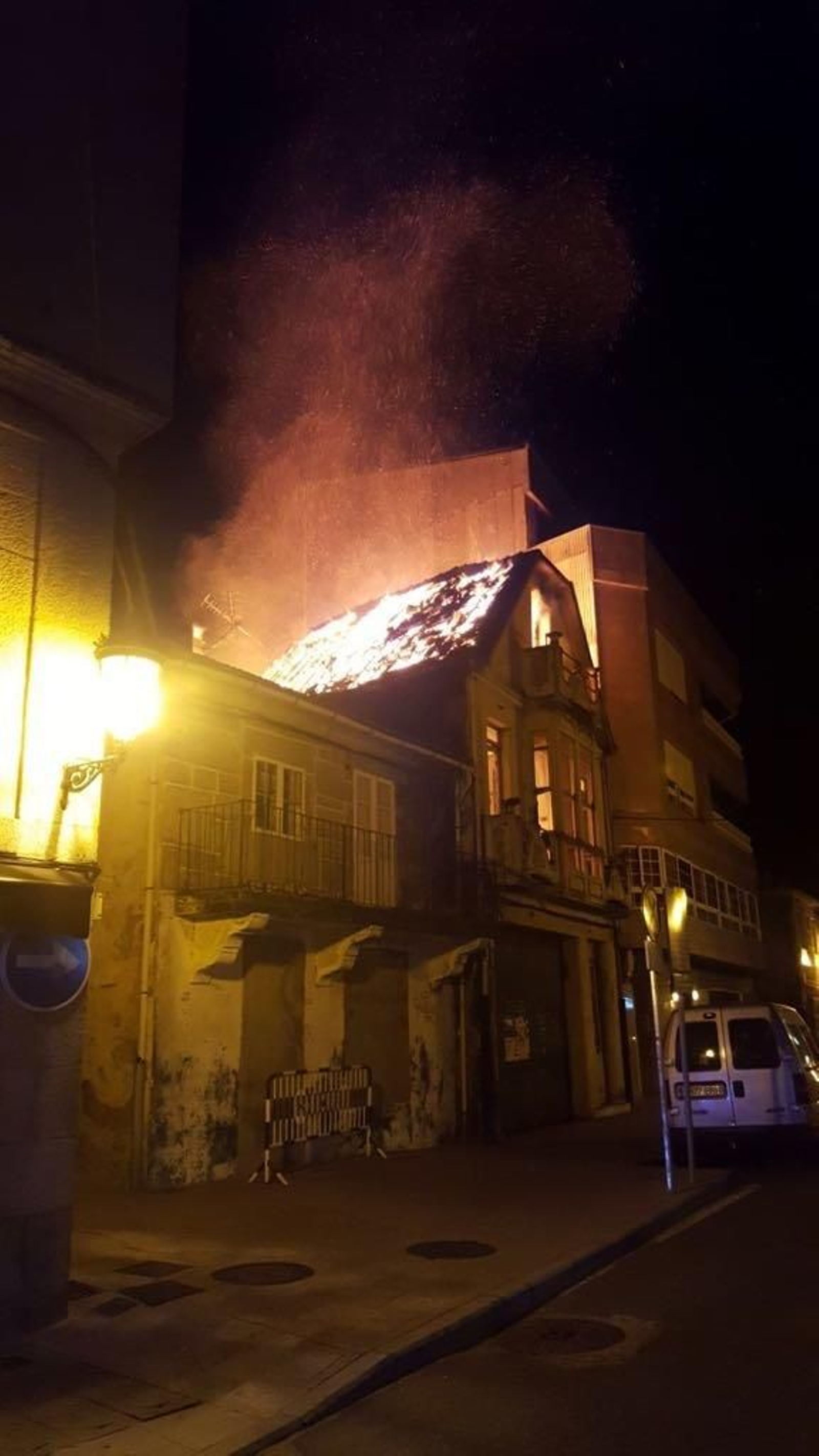 WhatsApp Image 2017-10-12 at 23.35.44