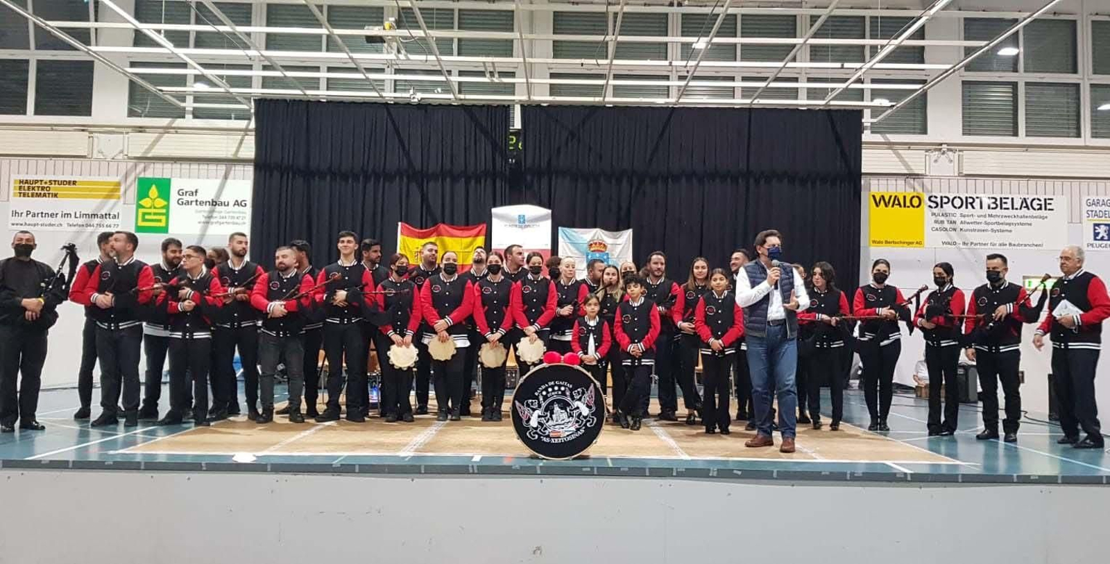 Imagen del 40º aniversario de la entidad gallega de Zürich